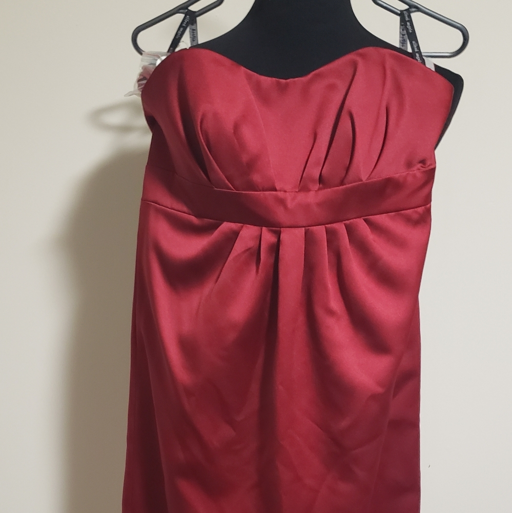 Alfred Angelo red short formal